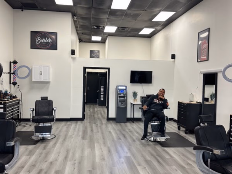 Commercial retail painting in Coachella Valley CA, Noe Rivera Painting